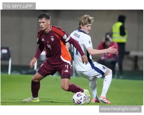 足球世界杯决赛战罢，意大利击败英格兰夺冠晋级总决赛，激动人心的一战！